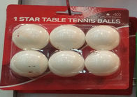 Las bolas de una estrella profesionales de los tenis de mesa/colorearon las bolas de ping-pong para entrenar